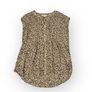 Monday Fun Floral Blouse